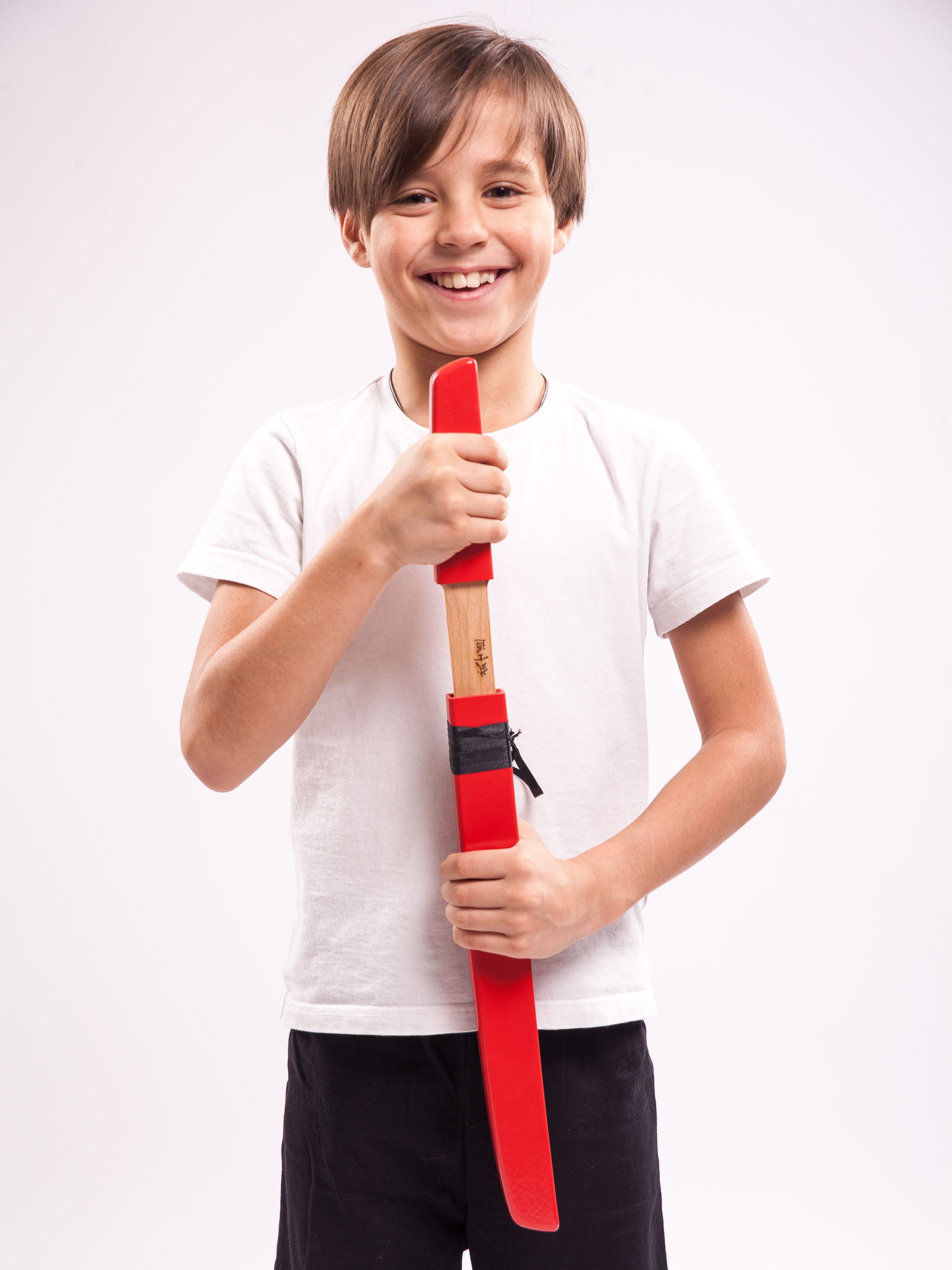 Купить Меч деревянный Вакидзаси в ножнах из бука (красный) оптом