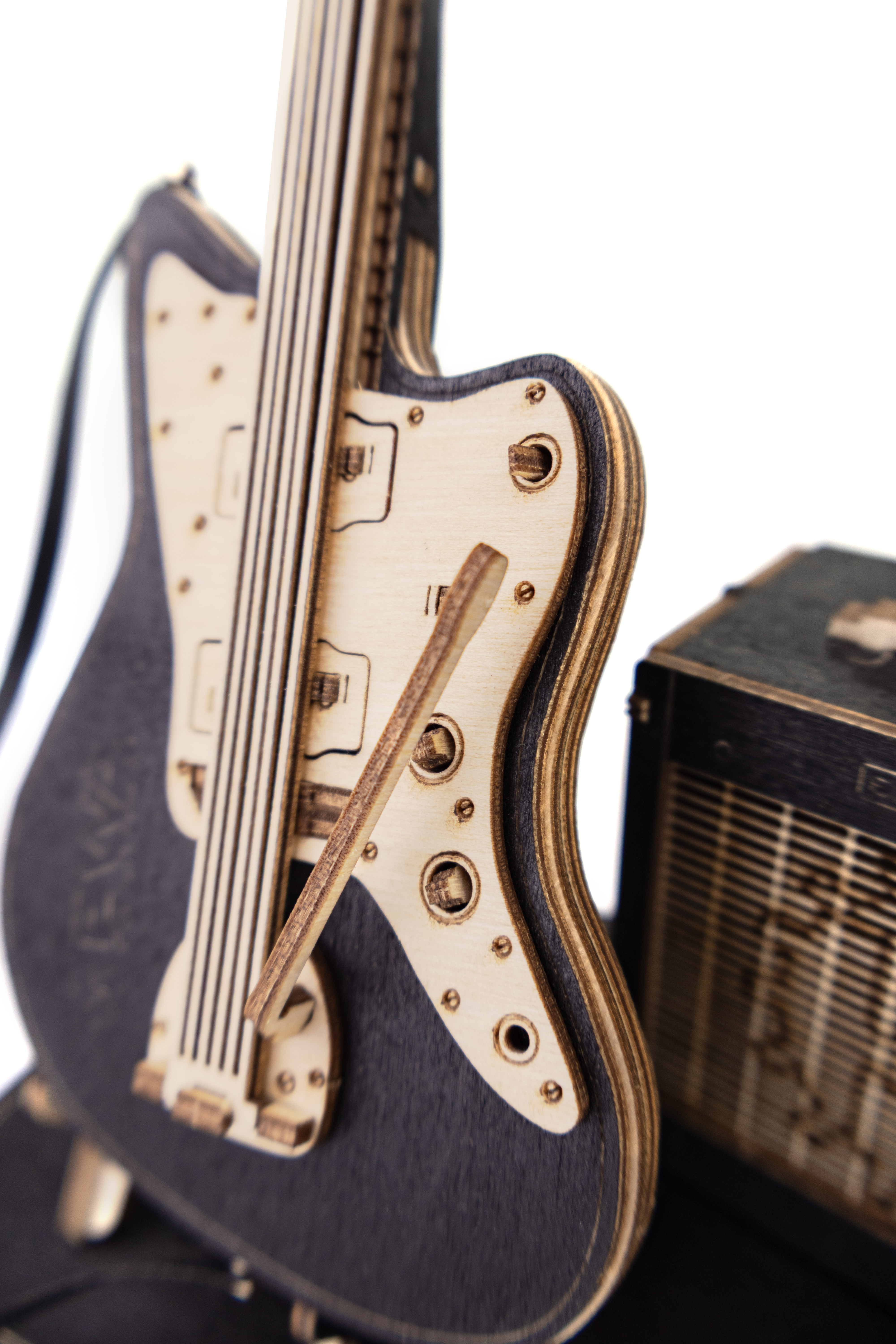 Купить Деревянный конструктор EWA Гитара электро (черная) оптом