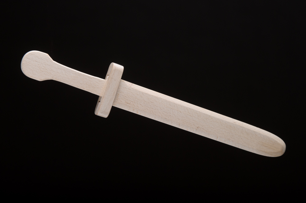 Купить Меч деревянный средний без кожи из бука, 50 см (бюджет) оптом