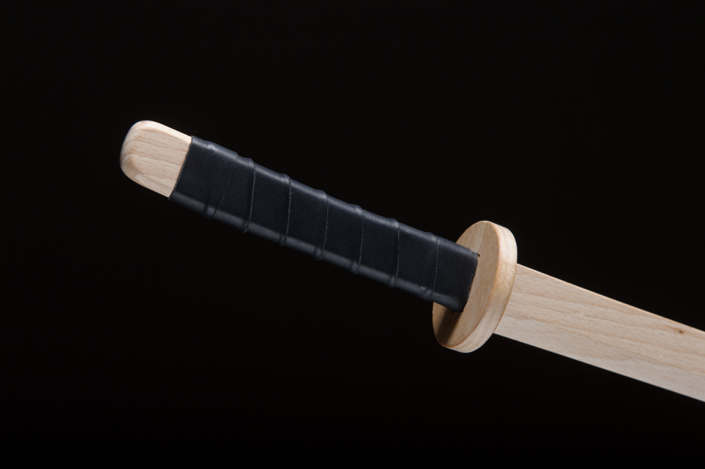 Купить Меч деревянный Вакидзаси из бука оптом