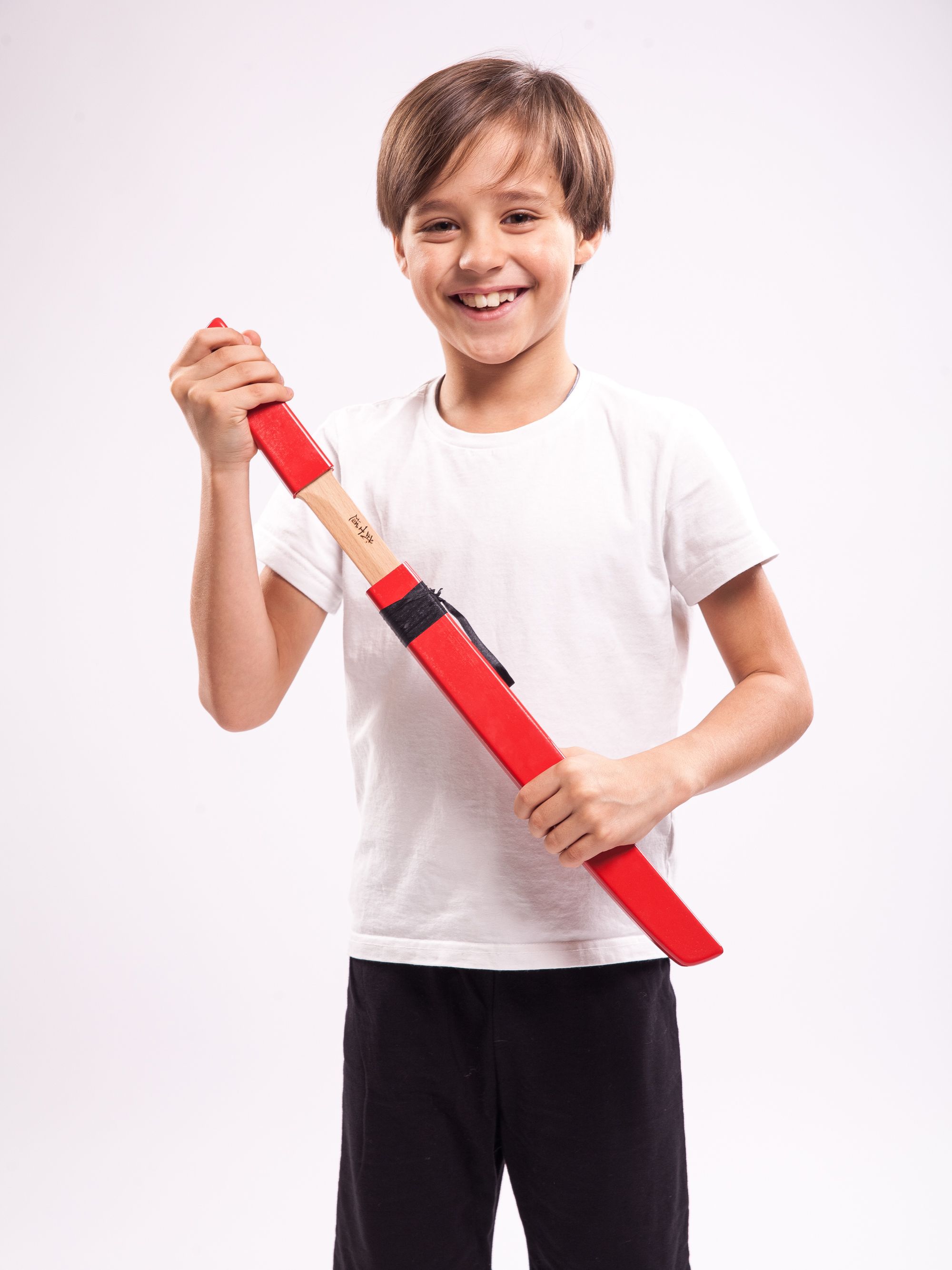 Купить Меч деревянный Вакидзаси в ножнах из бука (красный) оптом