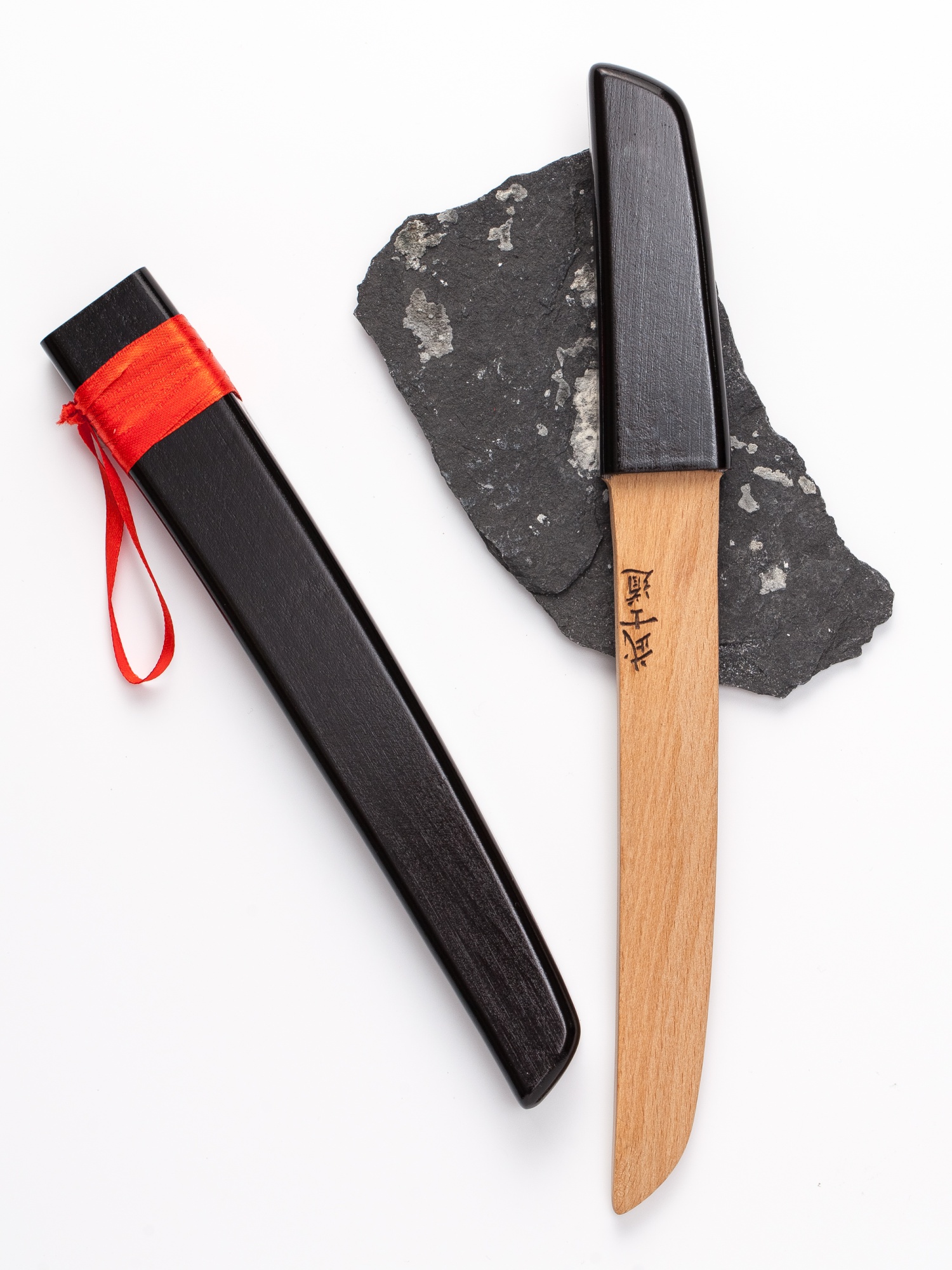 Купить Меч деревянный детский Танто из бука (черный) оптом