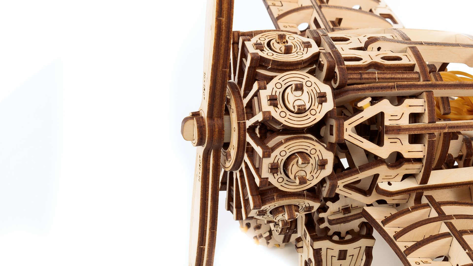 Купить Конструктор деревянный 3D, сборная модель EWA Самолет с мотором оптом