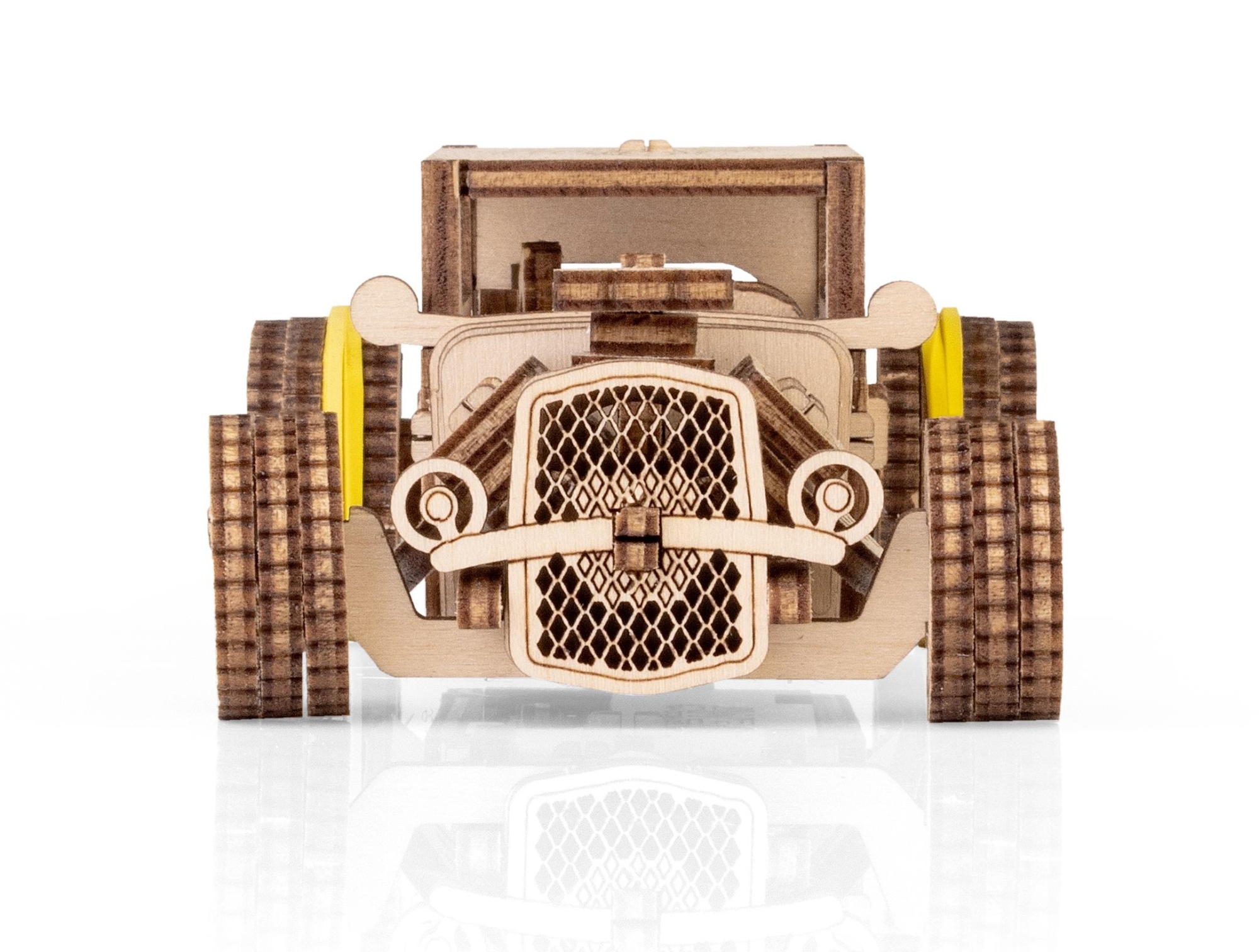 Купить Деревянный конструктор EWA Машина родстер с заводным механизмом оптом