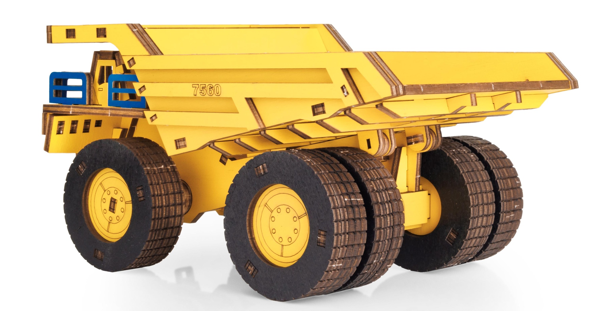 Купить Деревянный конструктор EWA Самосвал BELAZ 7560 цветной оптом