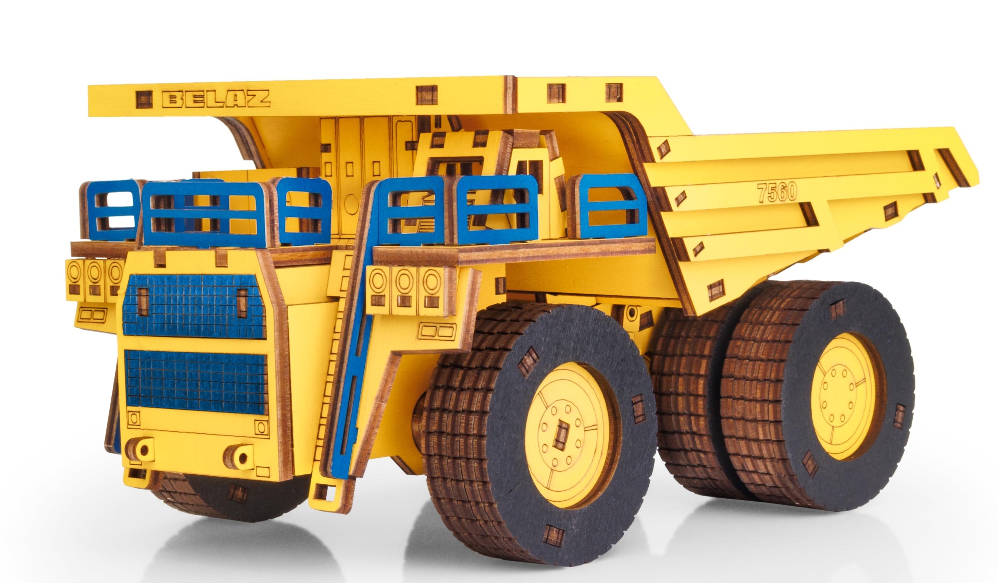 Купить Деревянный конструктор EWA Самосвал BELAZ 7560 цветной оптом